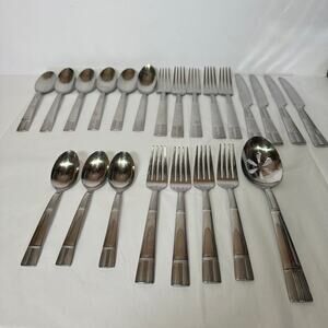 Pfaltzgraff Everyday 18/0 Stainless Flatware Set Lot of 23 Pieces